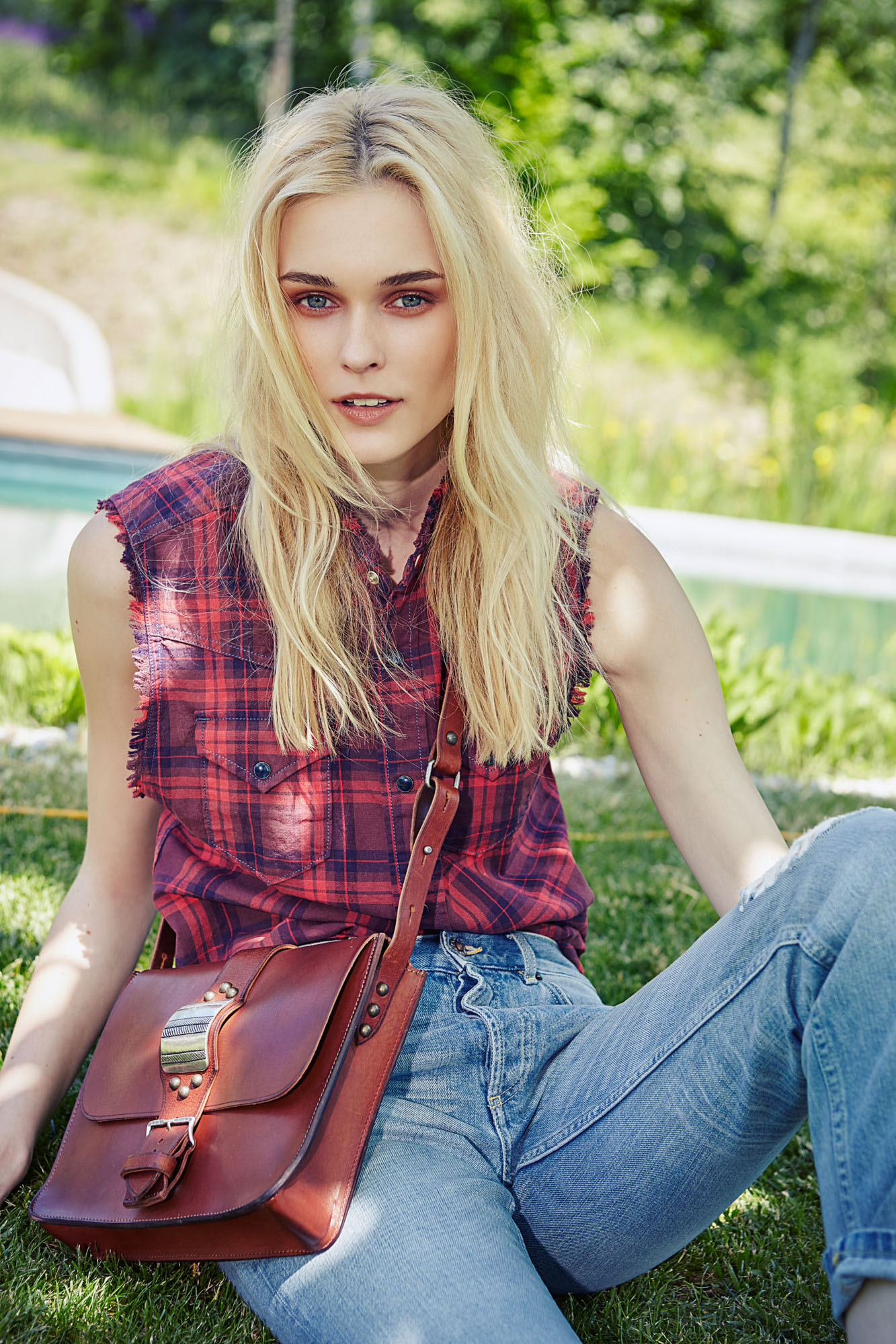 775050 ret color.jpg